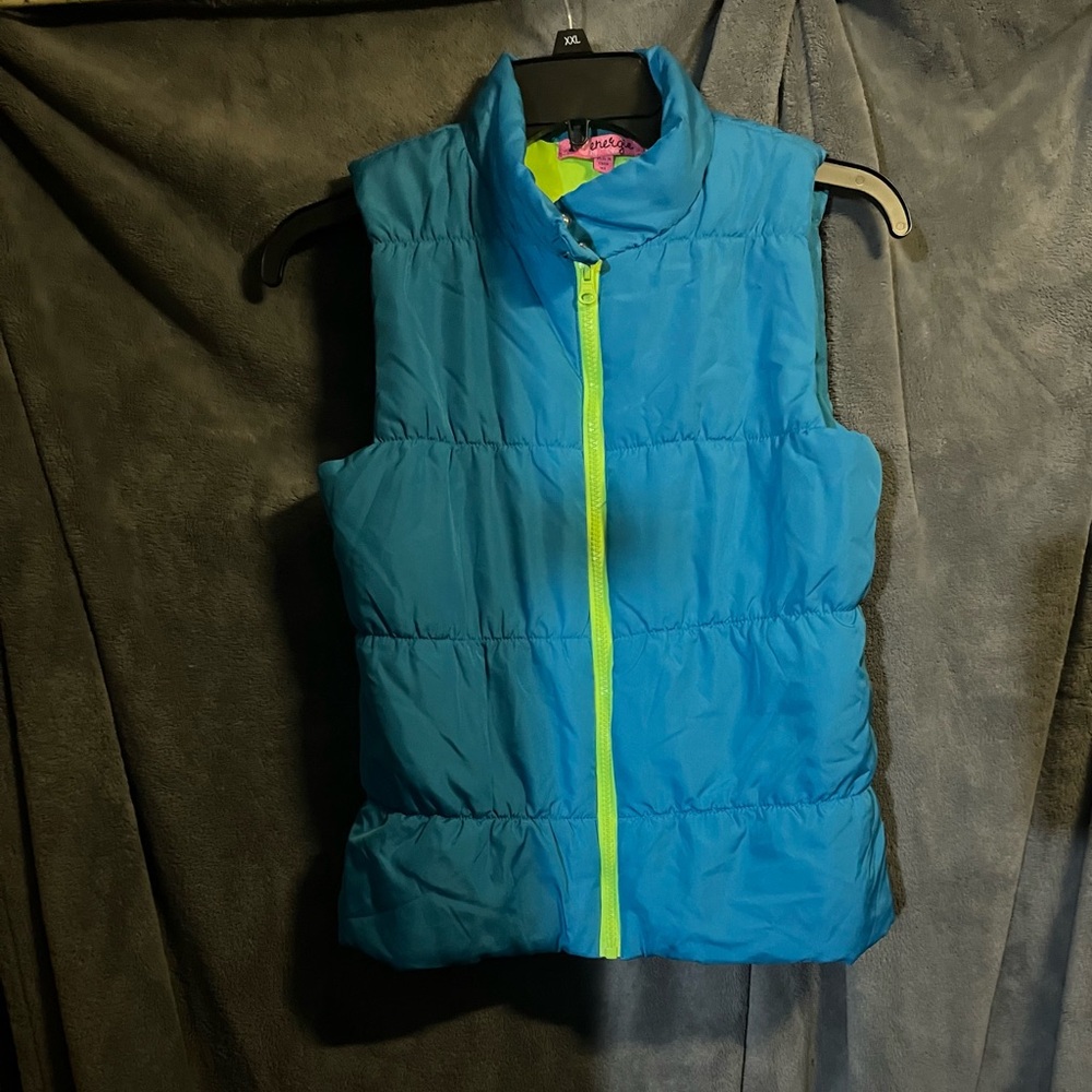 I Love Energie girls size xl puffer vest